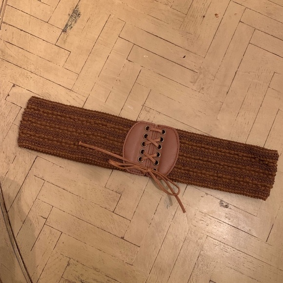 Brown Stretchy Wide Woven Boho Belt Faux Leather - Picture 5 of 8